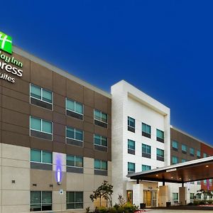 Holiday Inn Express & Suites - Stafford Nw - Sugar Land By Ihg